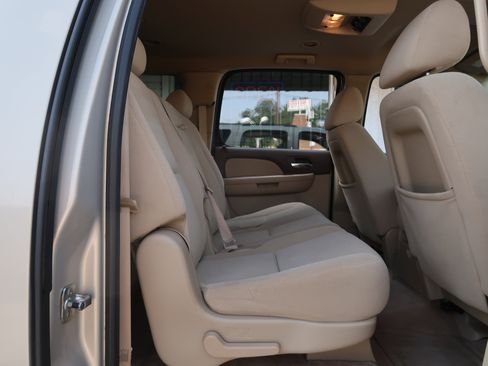 Used 2008 GMC Yukon XL SLE w/ Convenience Package image 30