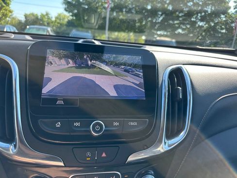 Used 2024 Chevrolet Equinox Premier w/ LPO, Floor Liner Package FWD image 18