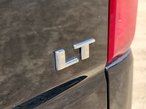 Used 2020 Chevrolet Silverado 1500 LT Trail Boss image 16