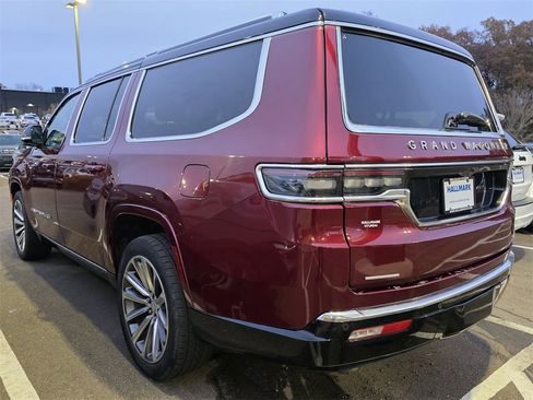 Used 2023 Jeep Grand Wagoneer L Series II image 10