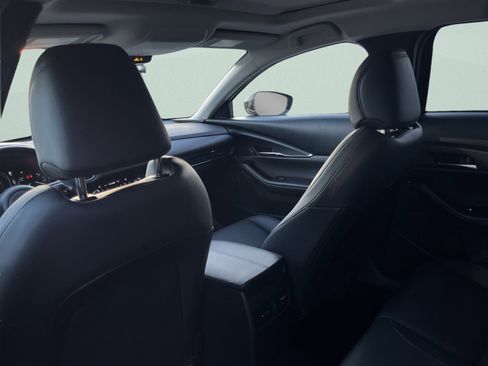 Used 2025 MAZDA CX-30 AWD 2.5 S w/ Preferred Package image 6