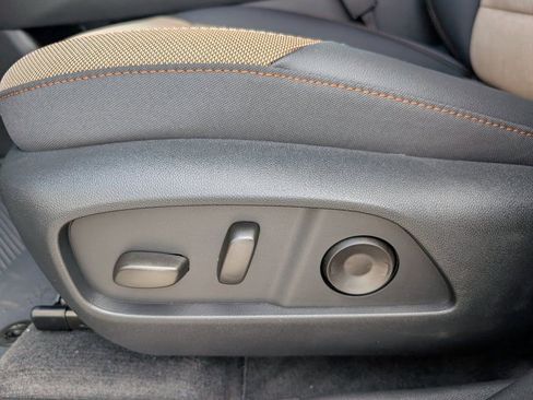 New 2026 Chevrolet Equinox ACTIV w/ Convenience Package III image 32