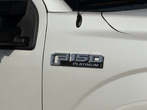 Used 2019 Ford F150 Platinum w/ Equipment Group 701A Luxury AWD/4WD image 4