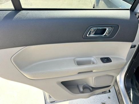 Used 2014 Ford Explorer 4WD image 15