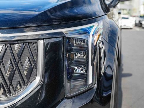 Used 2025 Kia Carnival image 10