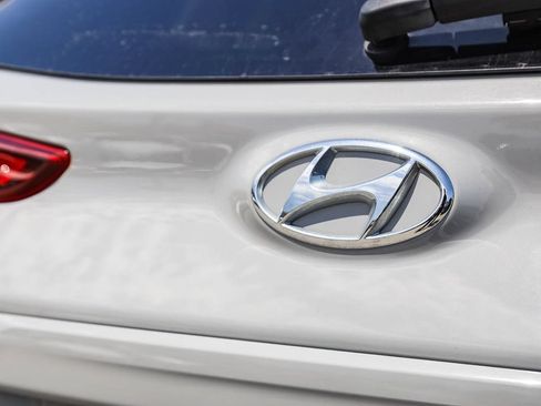 Used 2023 Hyundai Kona SEL w/ Convenience Package FWD image 10