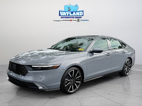 Used 2024 Honda Accord Touring image 21