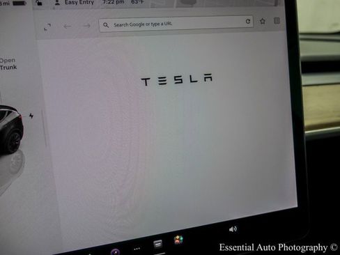 Used 2023 Tesla Model Y Long Range AWD/4WD image 22
