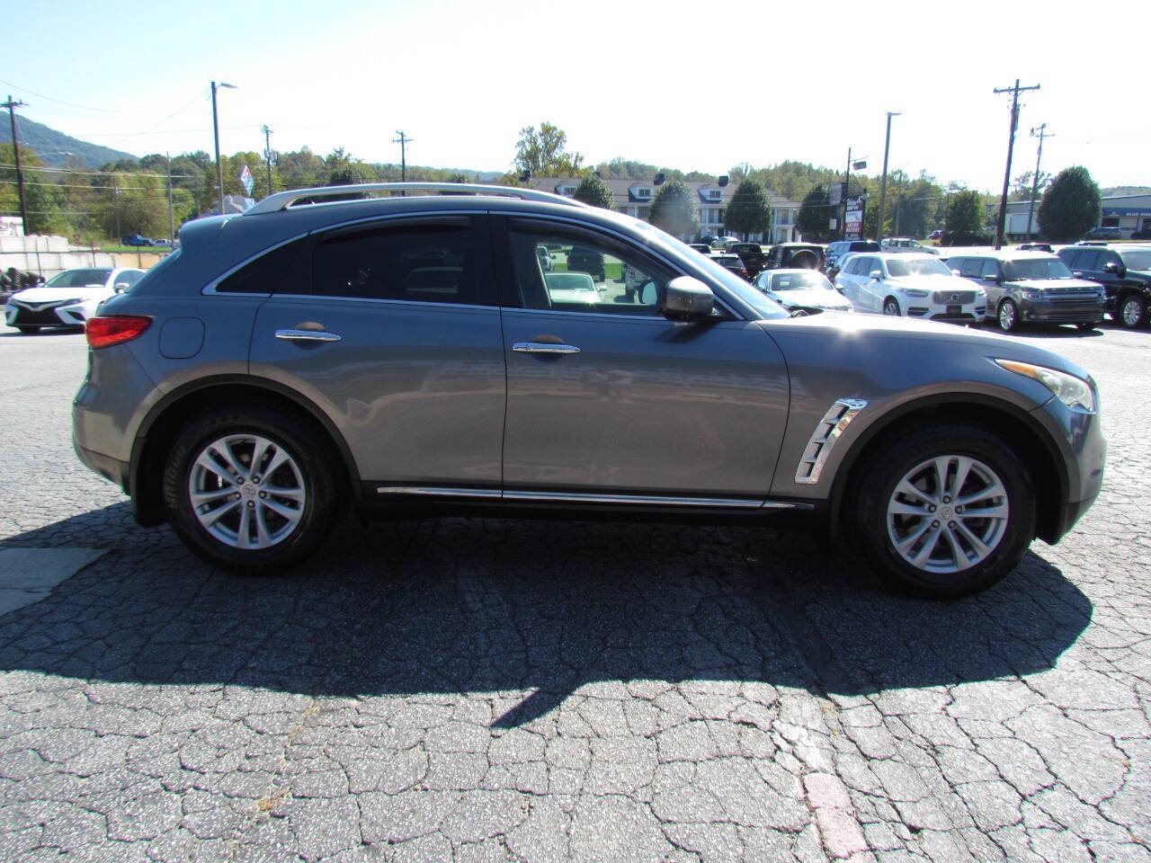 Used 2012 INFINITI FX35 AWD w/ Premium Pkg image 6