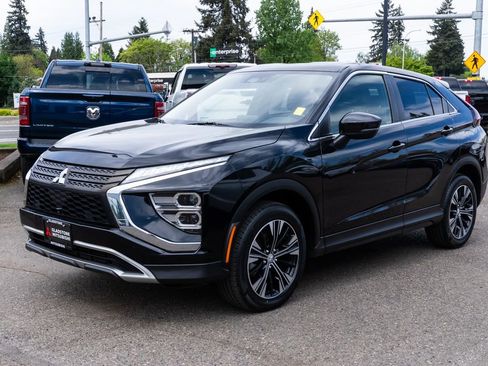 Used 2022 Mitsubishi Eclipse Cross SE AWD/4WD image 3