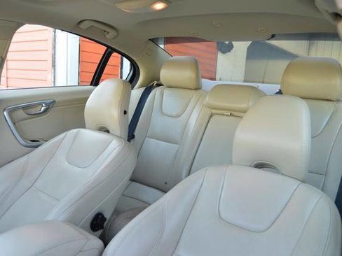 Used 2013 Volvo S60 T5 image 42