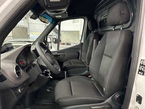 New 2025 Mercedes-Benz Sprinter 3500 image 24