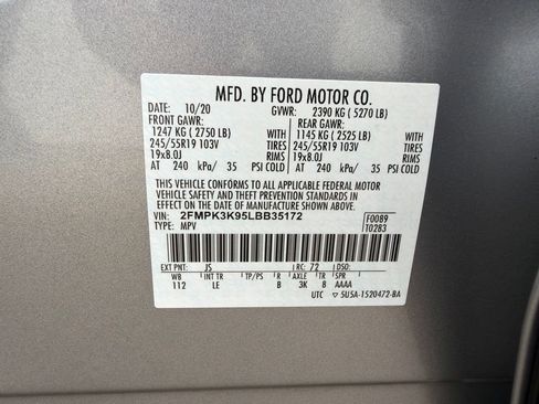 Used 2020 Ford Edge Titanium FWD image 39