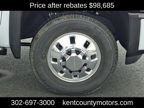 New 2026 GMC Sierra 3500 Denali Ultimate image 9