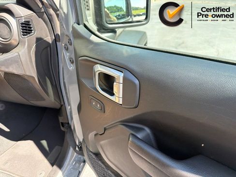 Used 2022 Jeep Wrangler Unlimited Sport AWD/4WD image 30