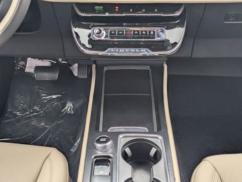 New 2026 Lincoln Corsair Reserve w/ Jet Appearance Package image 16