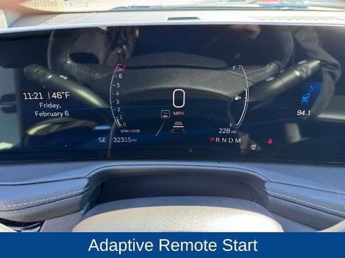 Used 2024 Cadillac XT4 Premium Luxury image 16