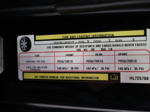 Used 2017 Jeep Wrangler Unlimited Sahara w/ Connectivity Group AWD/4WD image 89