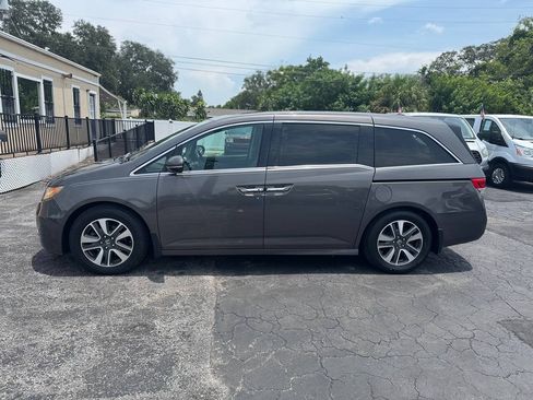Used 2014 Honda Odyssey Touring image 4