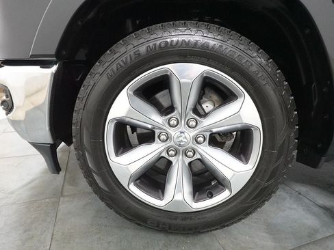 Used 2022 RAM 1500 Limited AWD/4WD image 35