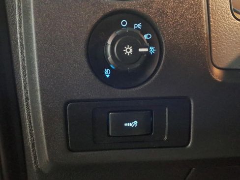 Used 2014 Ford F150 XLT w/ Equipment Group 302A Luxury AWD/4WD image 20