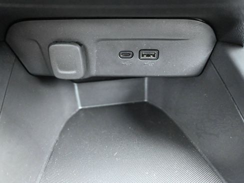 Certified 2025 Chevrolet Trax LS w/ LS Convenience Package image 17