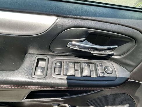 Used 2017 Dodge Grand Caravan GT FWD image 18