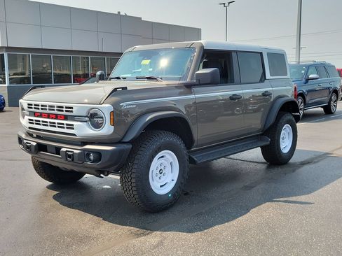 New 2026 Ford Bronco Heritage Edition AWD/4WD image 8