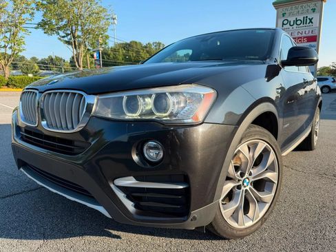 Used 2018 BMW X4 xDrive28i AWD/4WD image 2