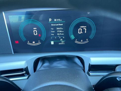 Used 2025 Hyundai Tucson SEL image 42