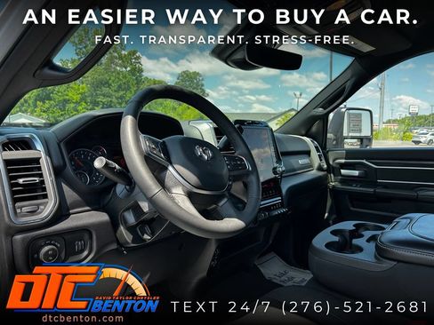 Used 2025 RAM 2500 Big Horn AWD/4WD image 9