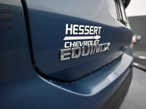 Used 2024 Chevrolet Equinox LT FWD image 32