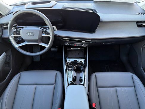 New 2026 Audi Q3 quattro 2.0T AWD/4WD image 10