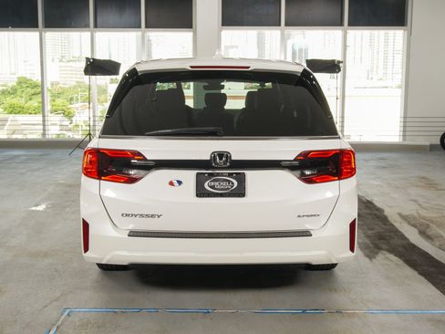 Used 2025 Honda Odyssey Sport-L image 8