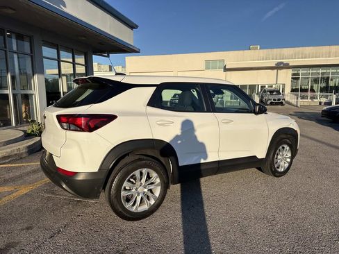Used 2023 Chevrolet TrailBlazer LS image 8