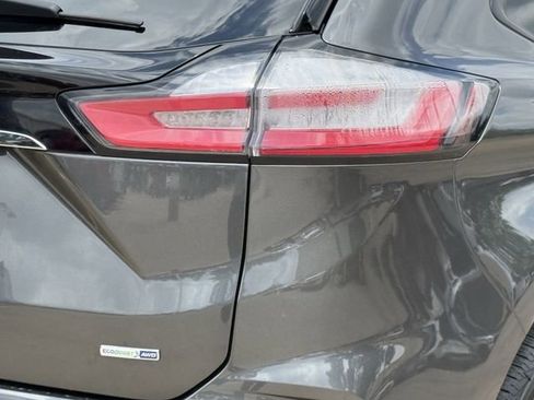 Used 2020 Ford Edge SE AWD/4WD image 7