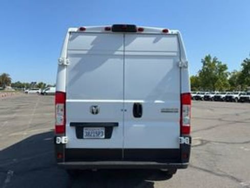Used 2023 RAM ProMaster 2500 FWD image 6