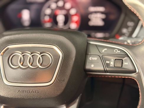Used 2019 Audi SQ5 Prestige w/ Prestige Package AWD/4WD image 36