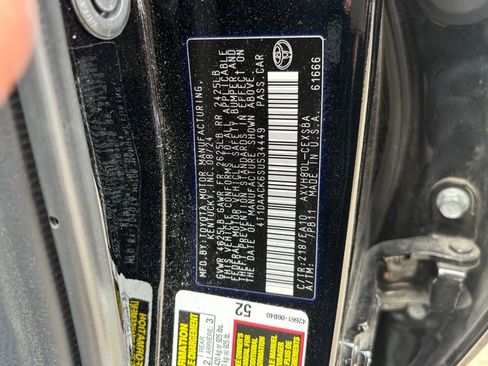 Used 2025 Toyota Camry SE w/ Convenience Package FWD image 16