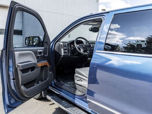 Used 2016 Chevrolet Silverado 1500 LTZ w/ LTZ Plus Package AWD/4WD image 22