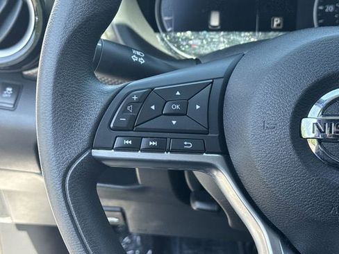 Used 2018 Nissan Kicks SV w/ Exterior Package FWD image 24