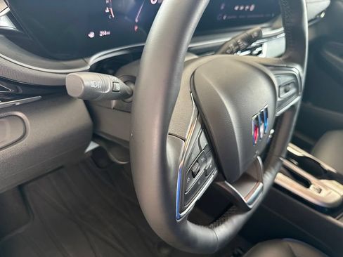 Used 2025 Buick Envista Sport Touring w/ Convenience I Package FWD image 20