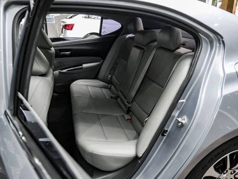 Used 2015 Acura TLX w/ Technology Package FWD image 38