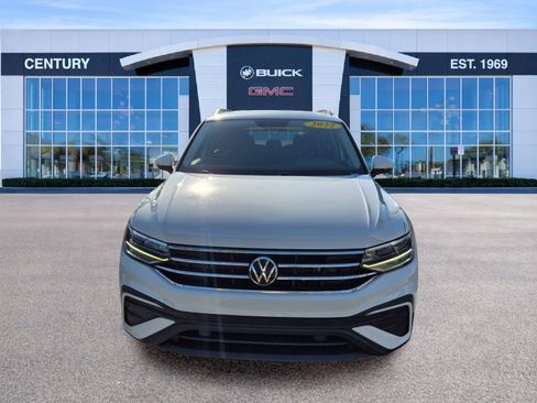 Used 2022 Volkswagen Tiguan S FWD image 2