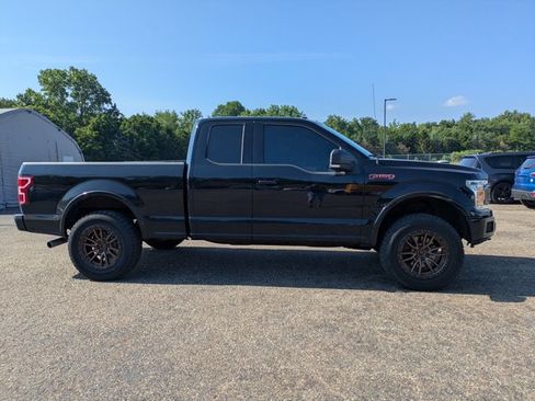Used 2018 Ford F150 XLT w/ Equipment Group 302A Luxury AWD/4WD image 4