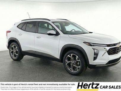Used 2025 Chevrolet Trax LT w/ LT Convenience Package
