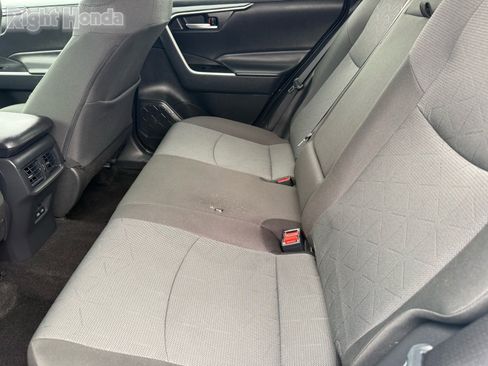 Used 2025 Toyota RAV4 XLE image 26