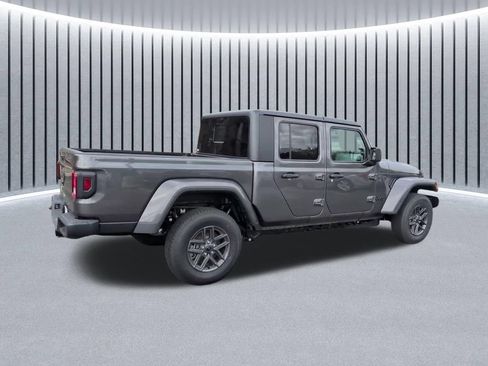 New 2026 Jeep Gladiator Sport AWD/4WD image 8