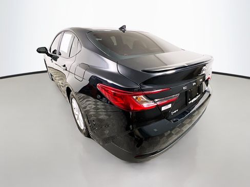 Used 2025 Toyota Camry LE w/ Convenience Package FWD image 8