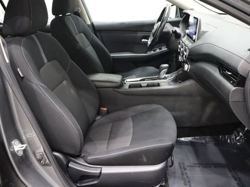 Used 2022 Nissan Sentra SV FWD image 14